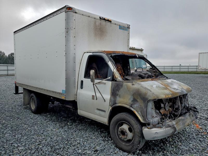 2002 Chevrolet Express BOX Truck