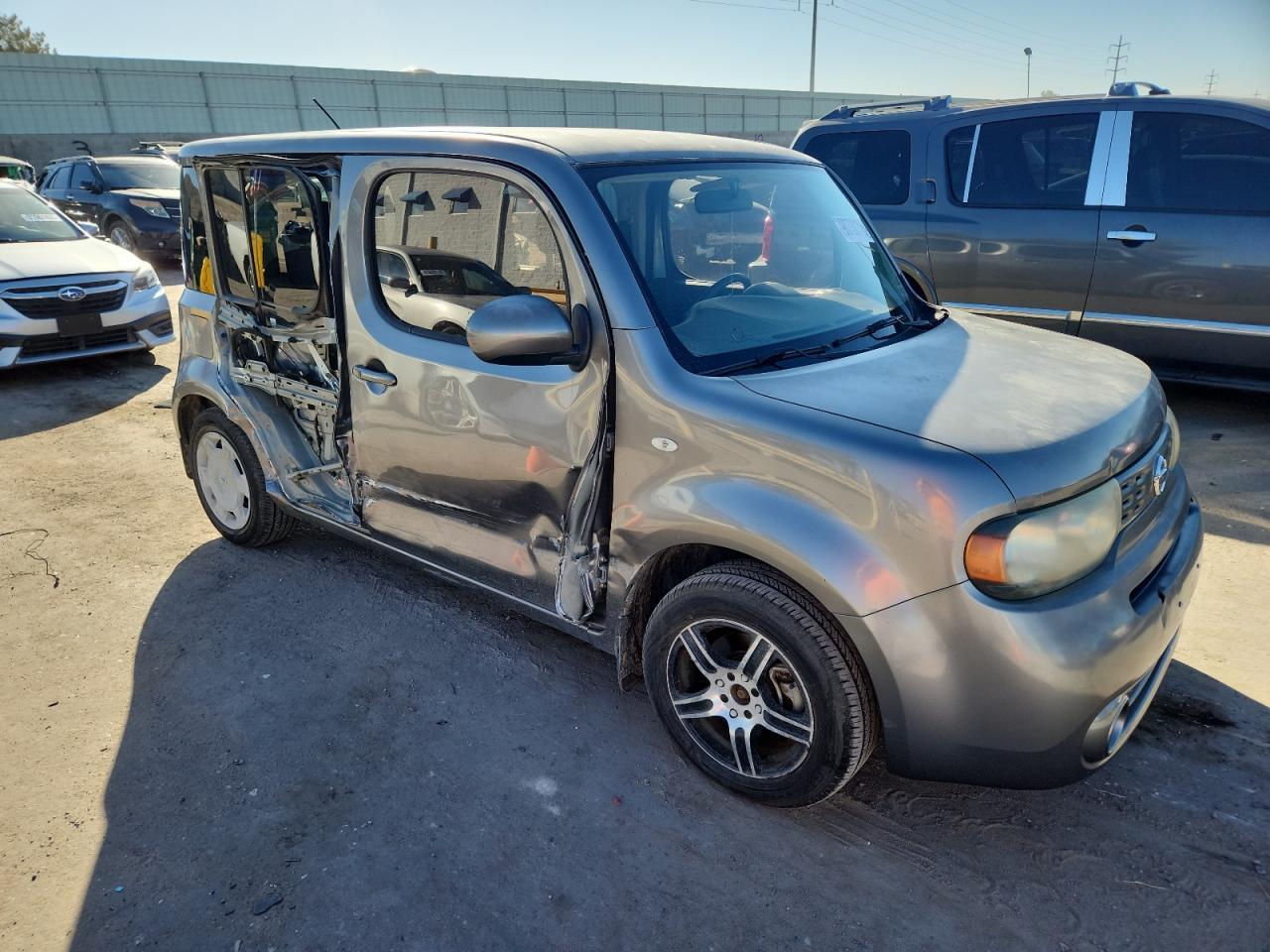 2014 Nissan Cube s