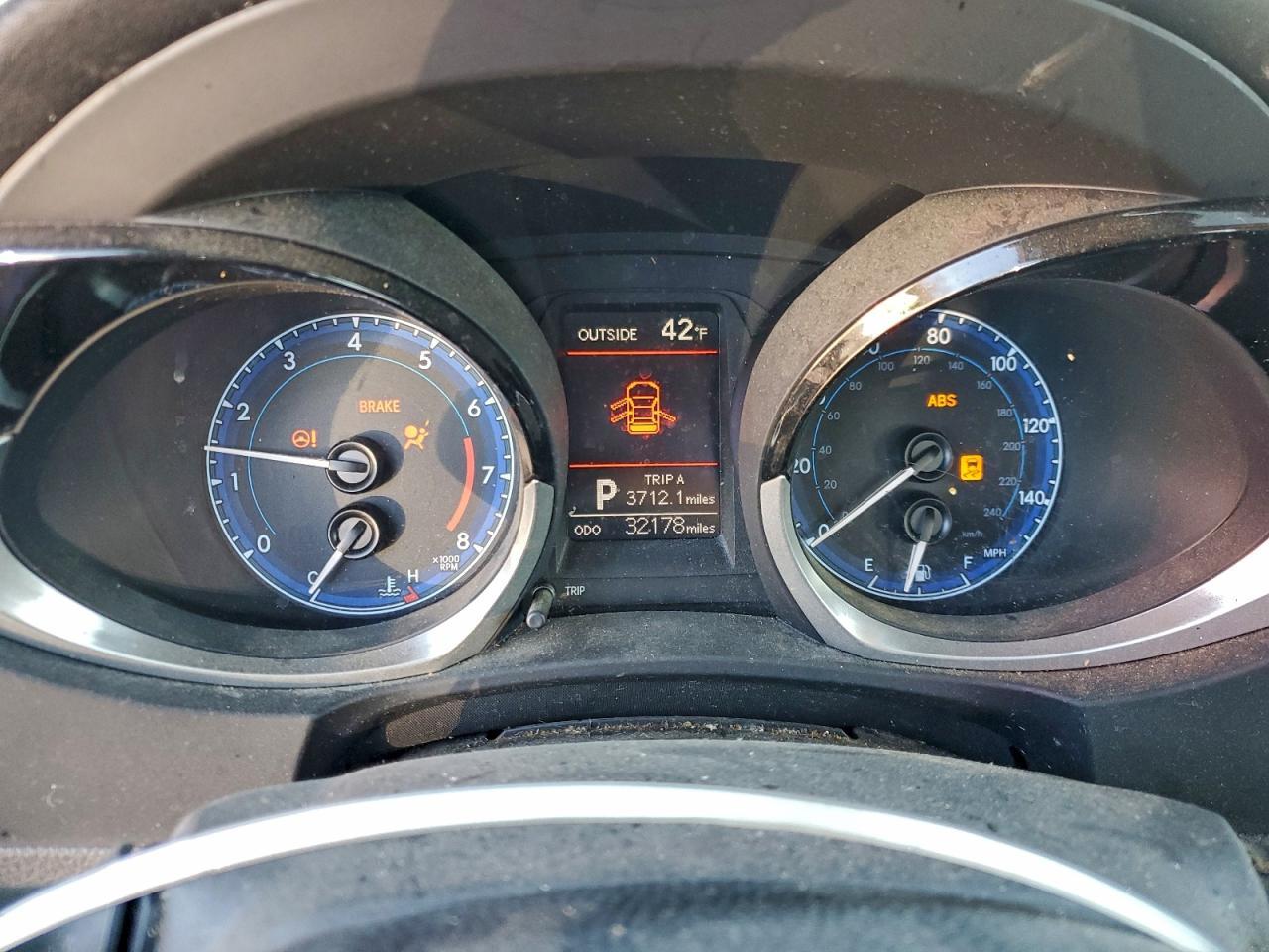 2016 Toyota Corolla l