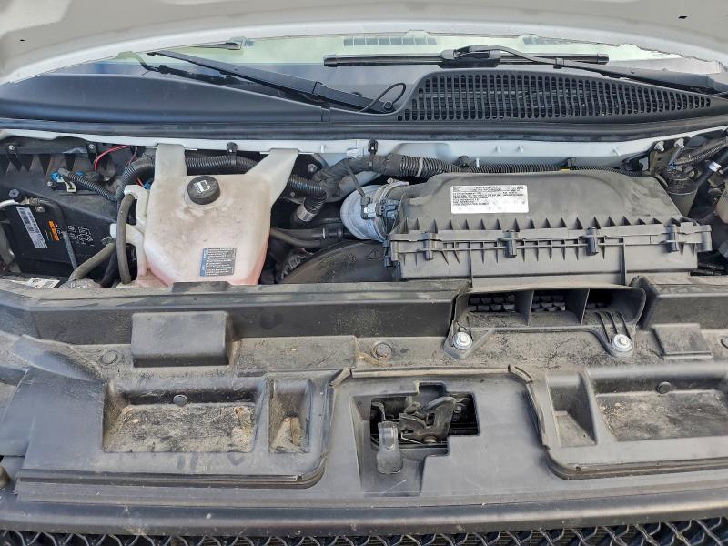 2023 Chev Express G3500