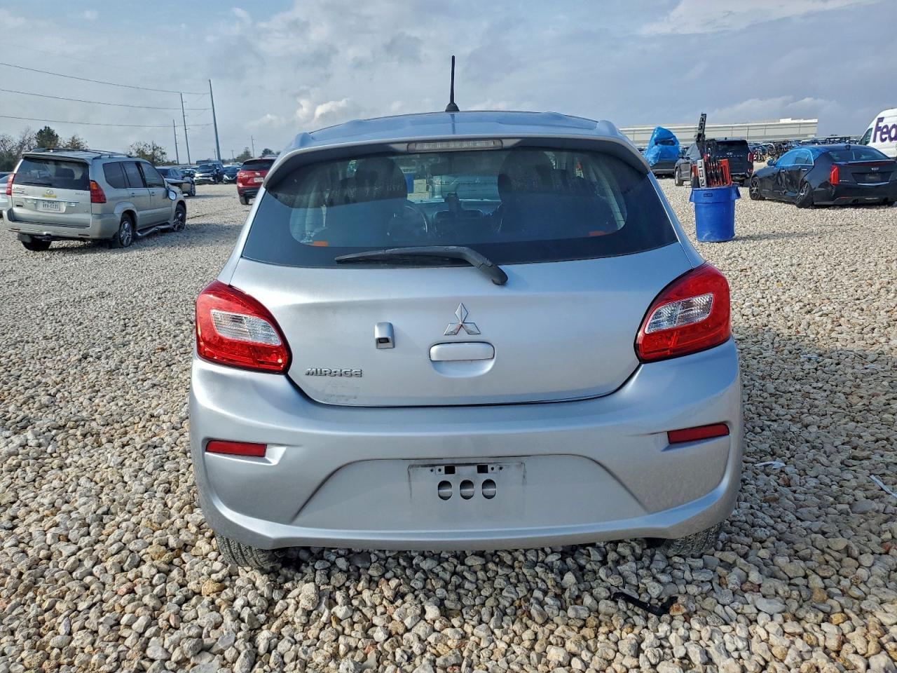 2020 Mitsubishi Mirage es