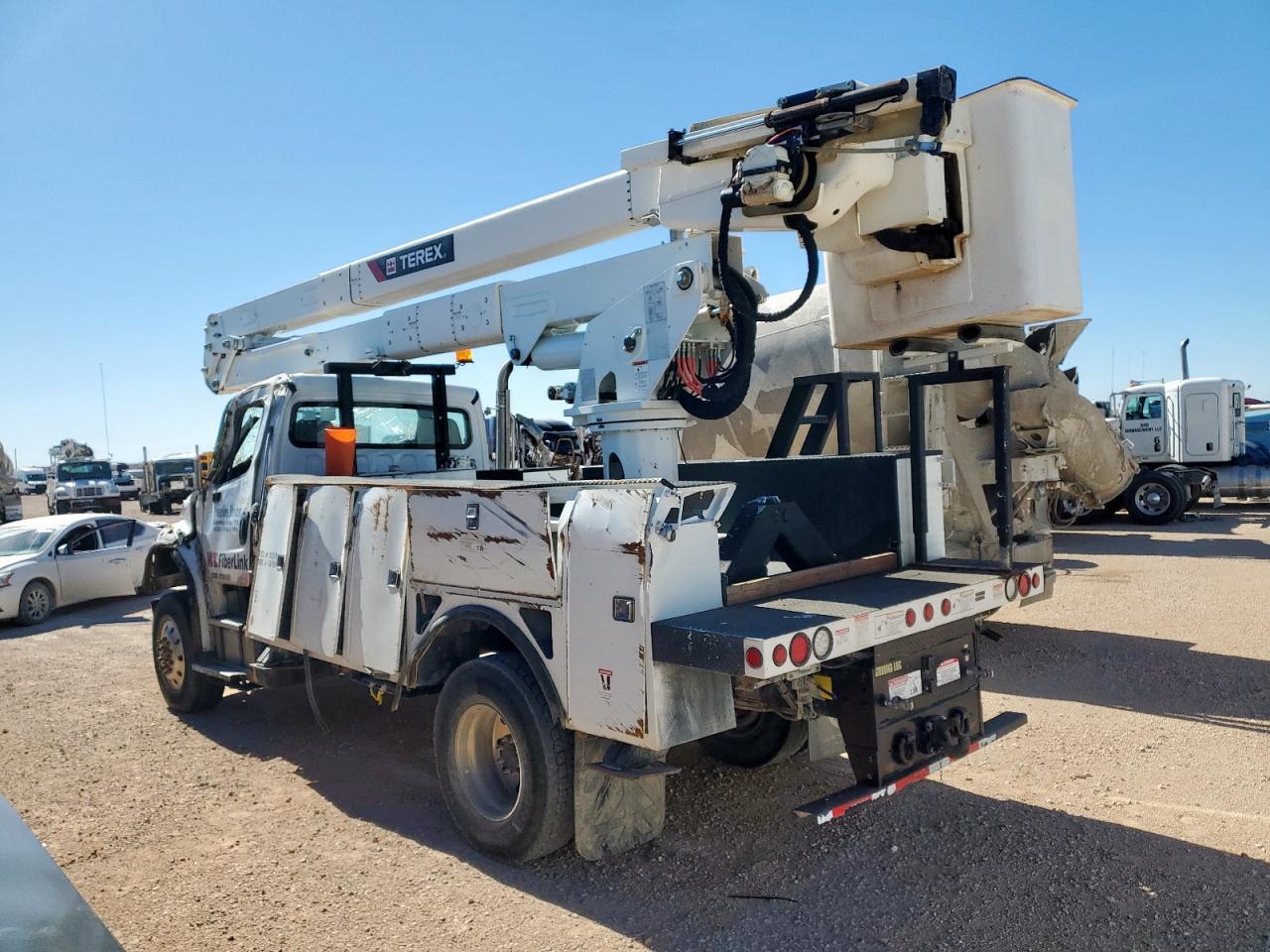 2020 Freightliner Business Class M2 Bucket Truck