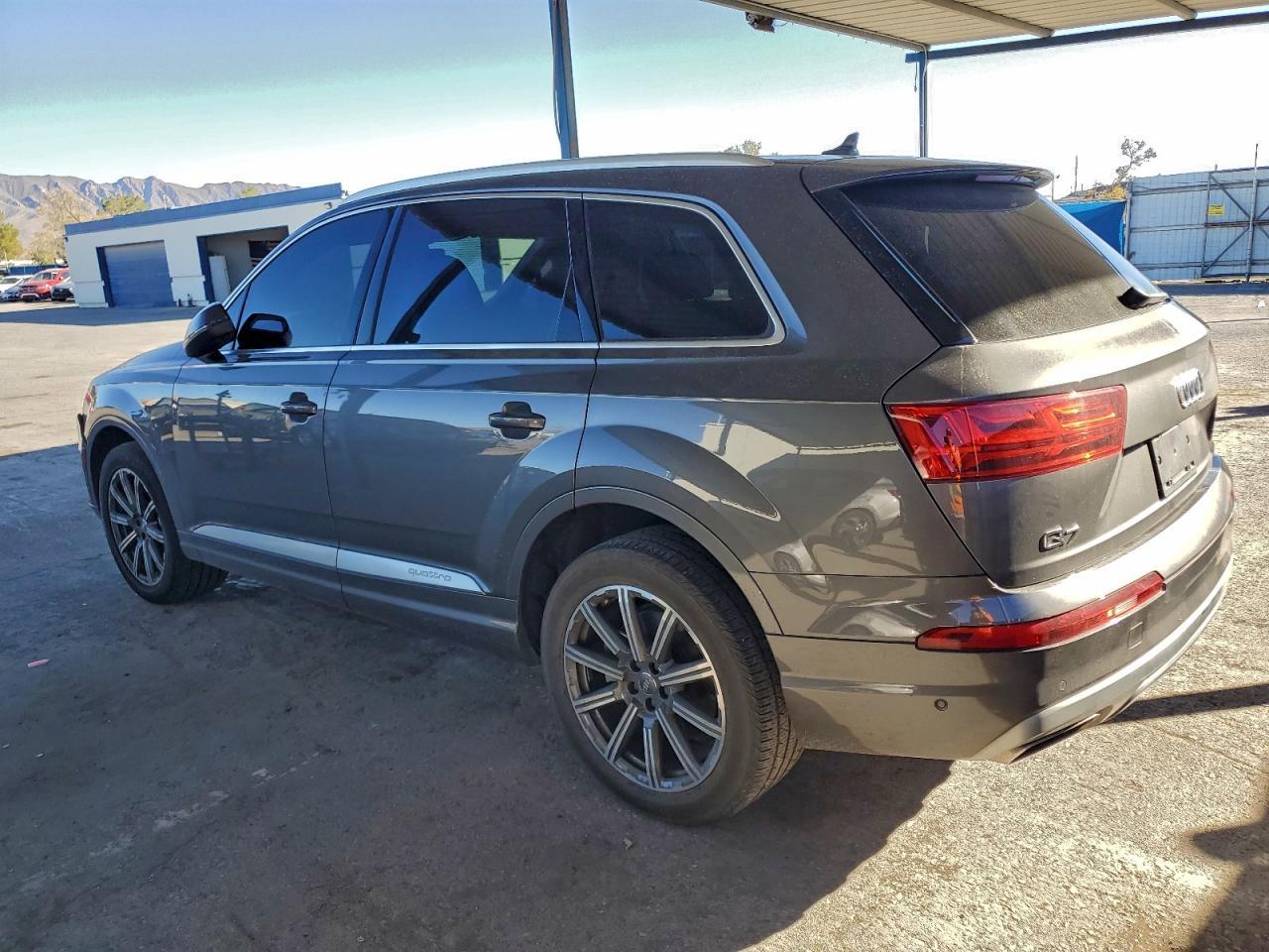 2019 Audi Q7 Premium Plus