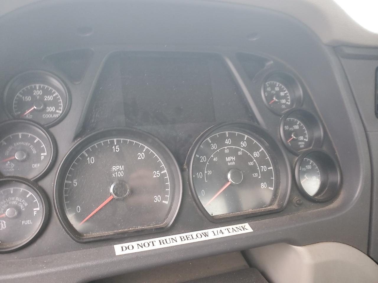 2018 Peterbilt 567 Semi Truck