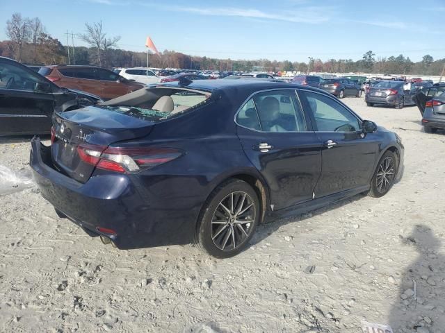 2022 Toyota Camry se