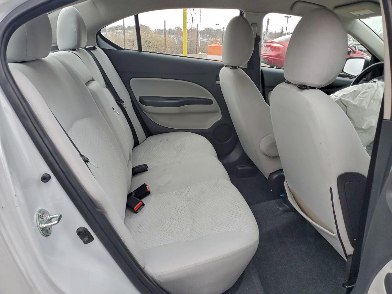 2022 Mitsubishi Mirage G4 se