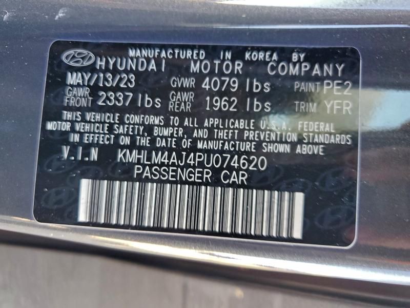 2023 Hyundai Elantra Blue