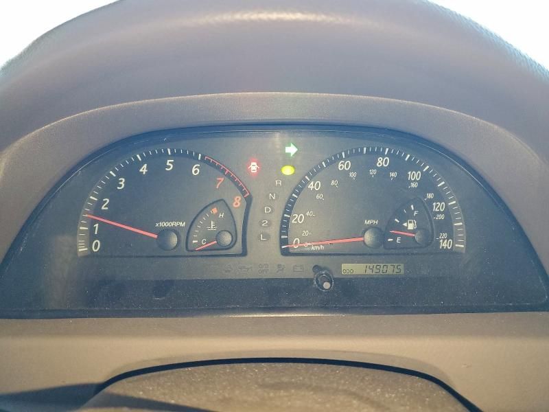 2004 Toyota Camry le