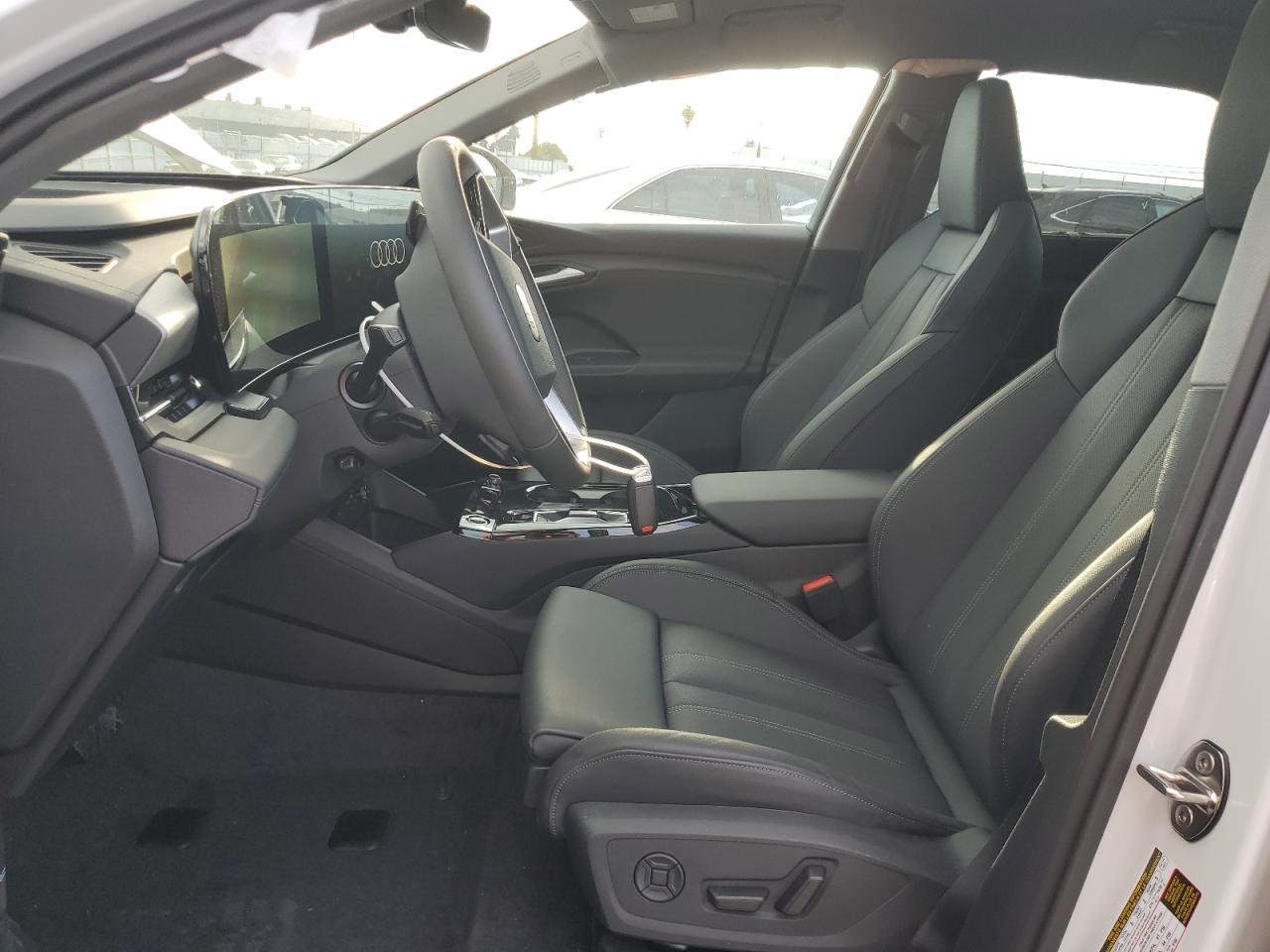 2025 Audi Q6 E-tron Premium Plus
