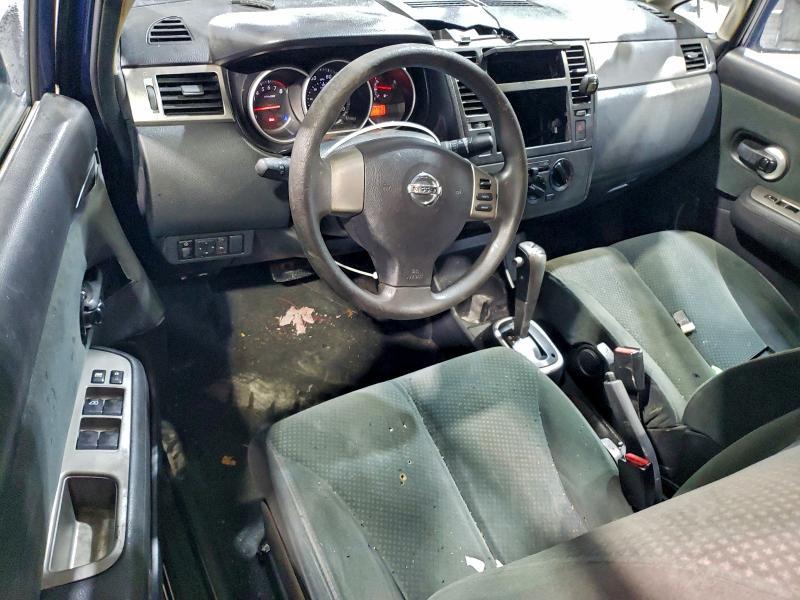 2011 Nissan Versa s