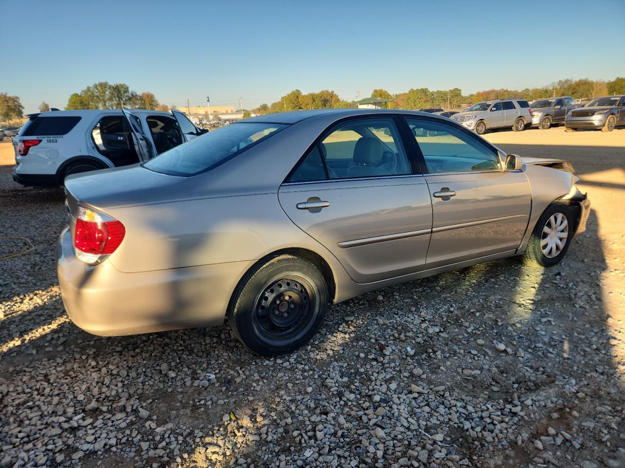 2006 Toyota Camry le