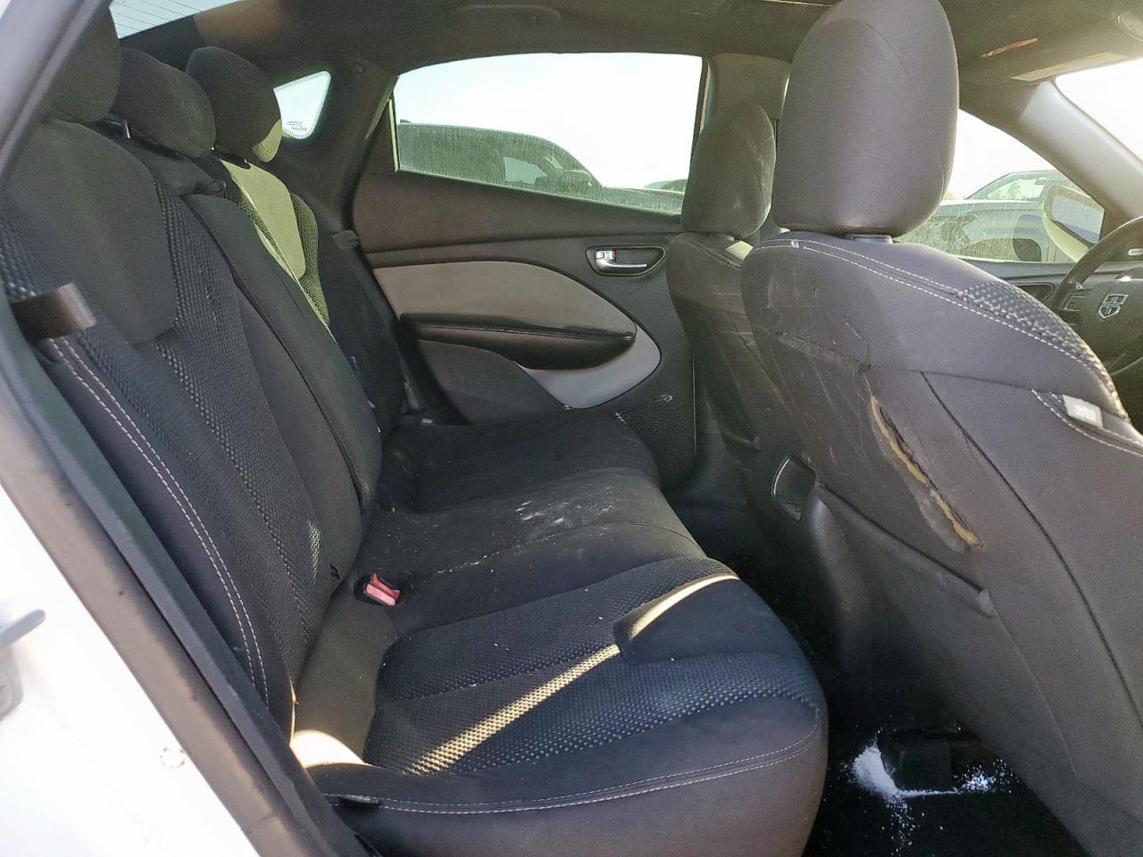 2015 Dodge Dart sxt