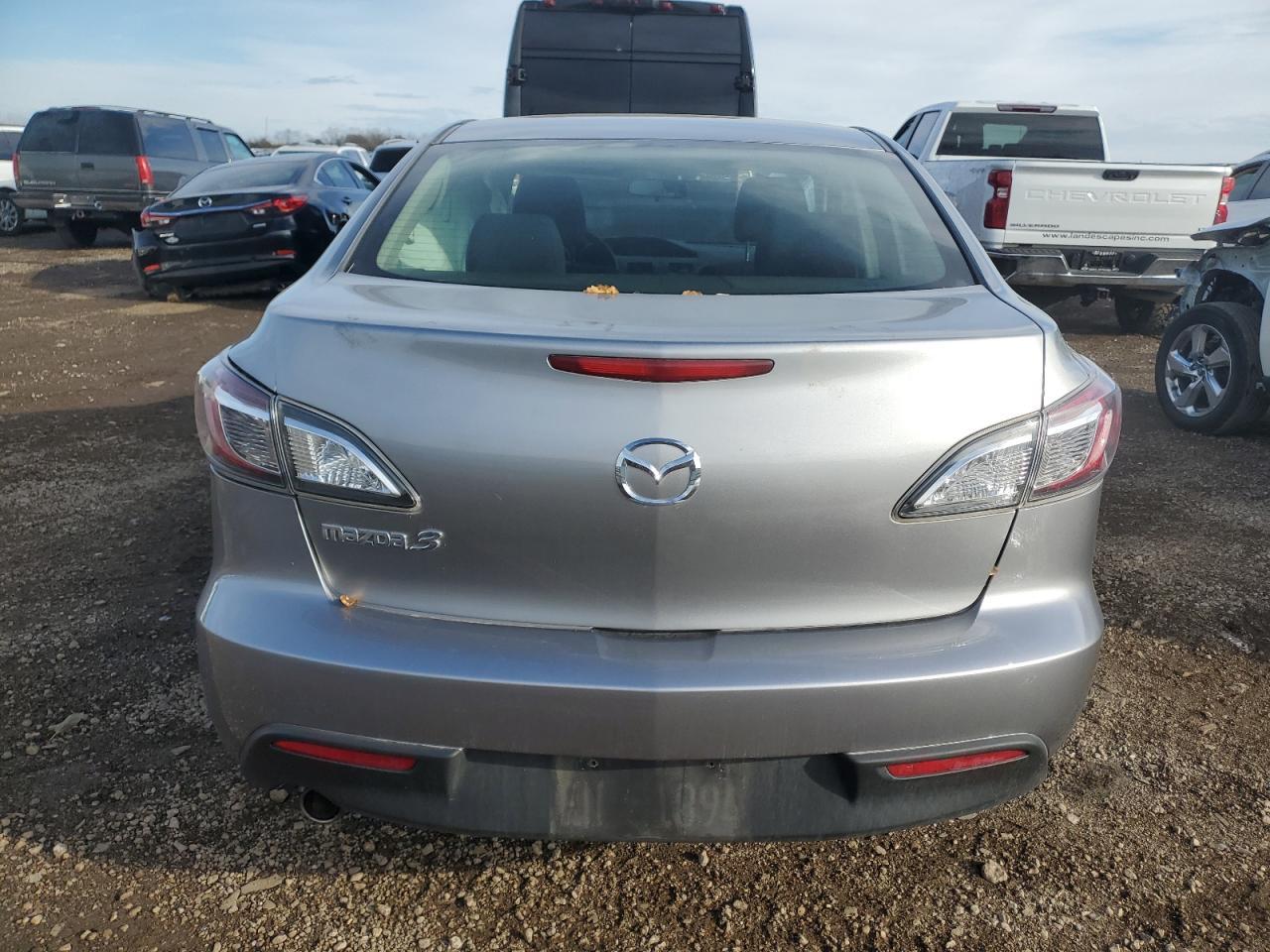 2010 Mazda 3 I