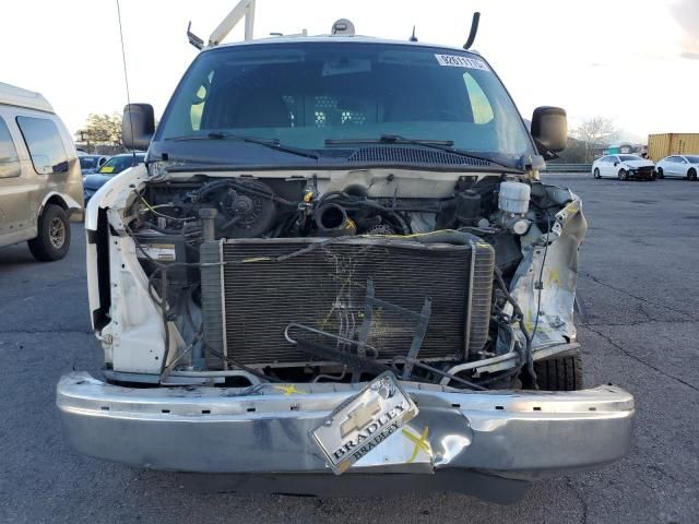 2014 Chevrolet Express G2500 Delivery Van