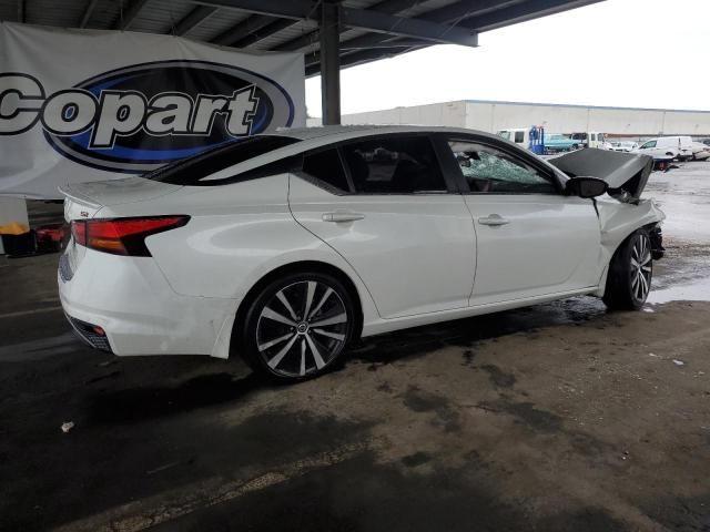 2022 Nissan Altima sr