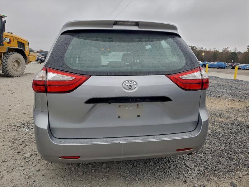 2016 Toyota Sienna