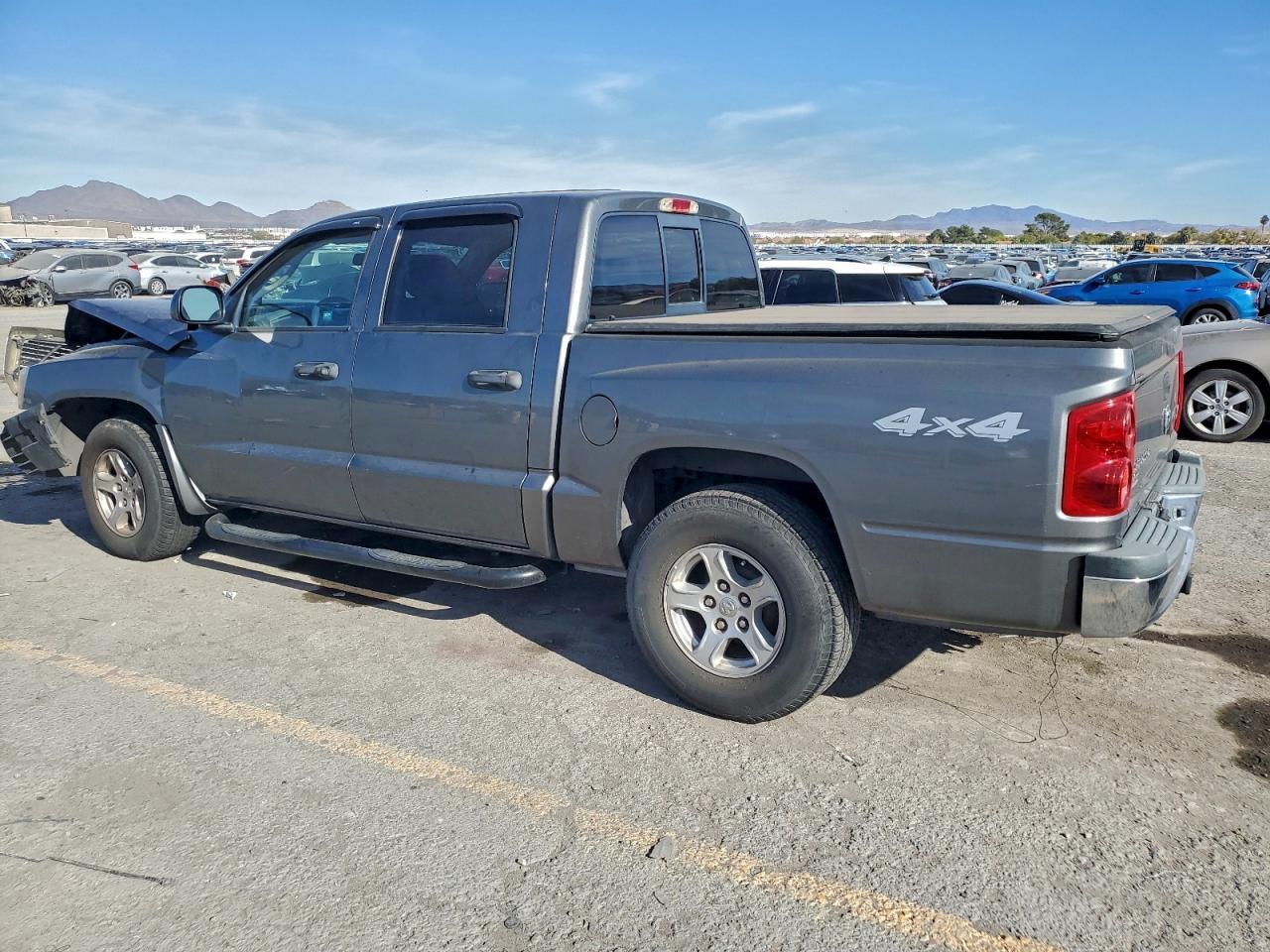 2005 Dodge Dakota Quad SLT