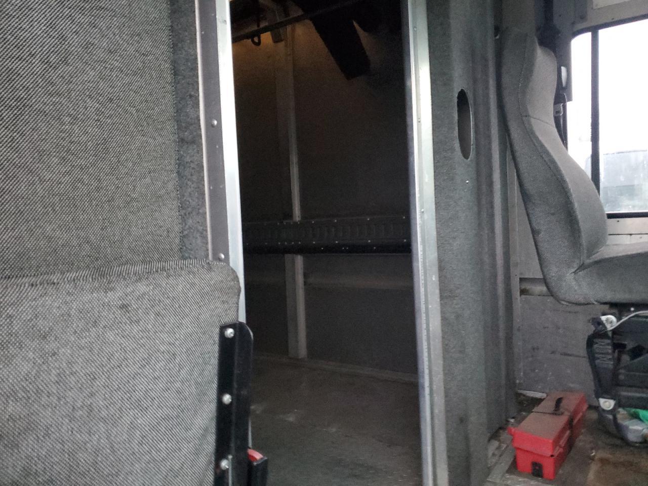 2009 Workhorse Custom Chassis 2009 Workhorse W62 Delivery Truck