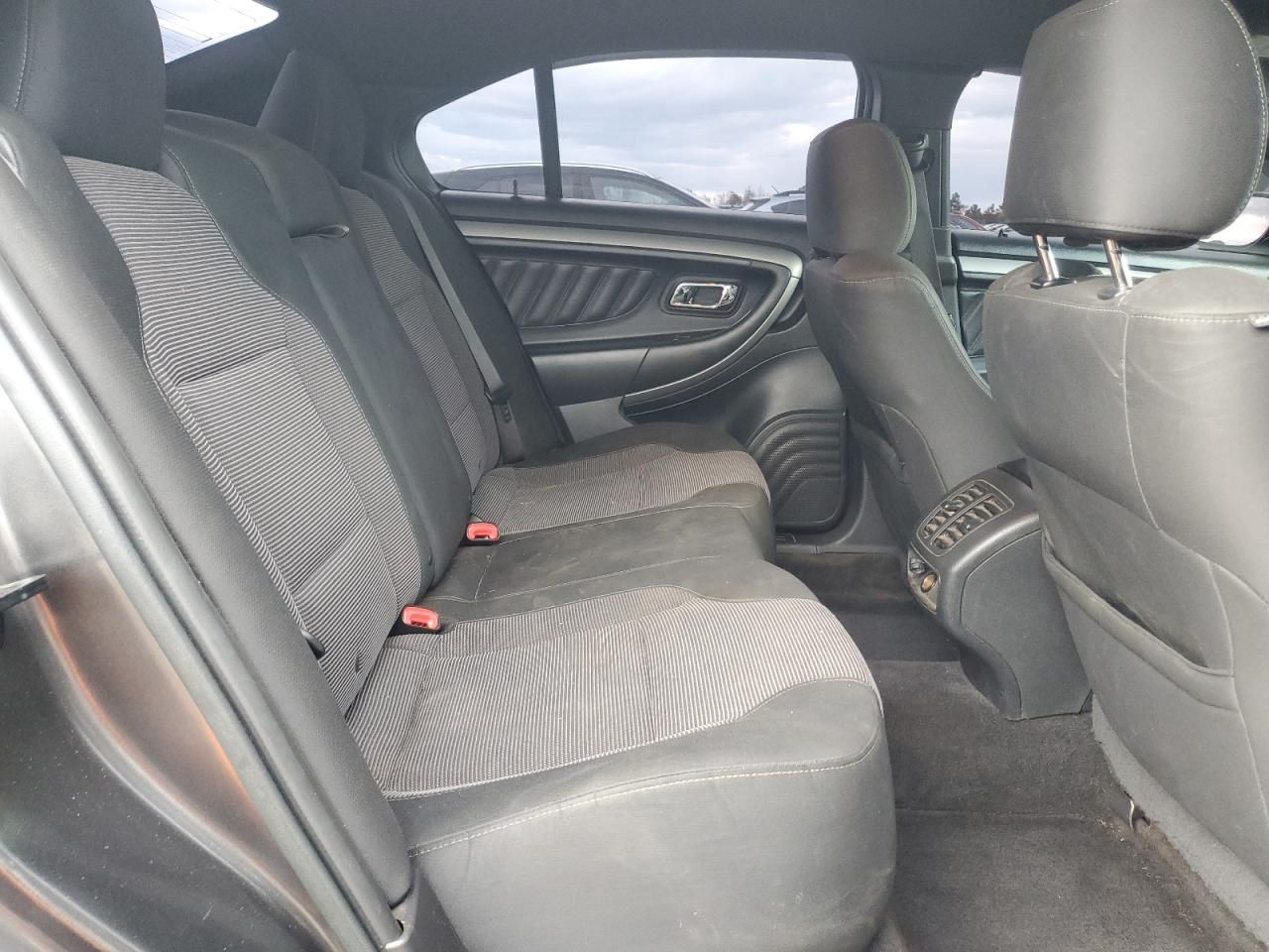 2018 Ford Taurus sel