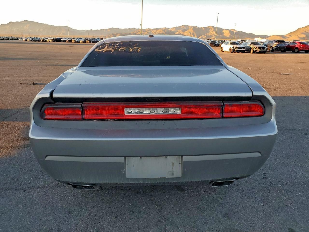 2014 Dodge Challenger sxt