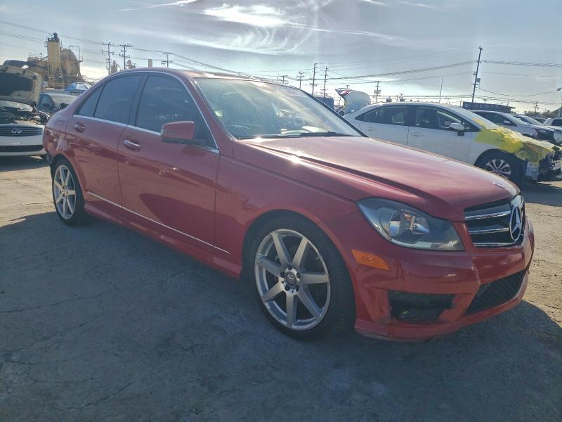 2014 Mercedes-Benz C 250