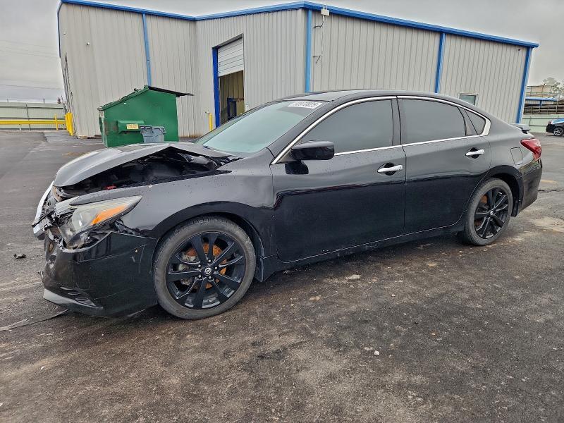 2017 Niss Altima 2.5 sr