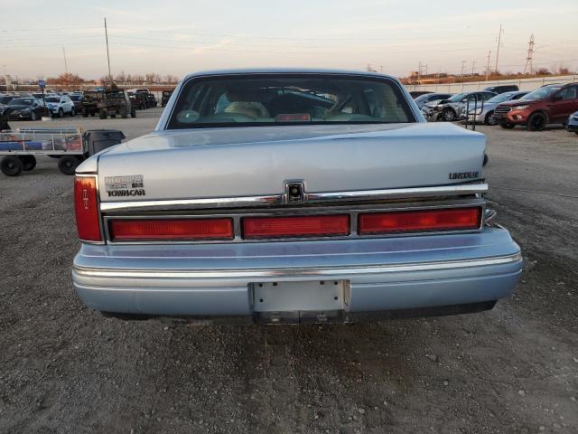 1997 Lincoln Town car Signature