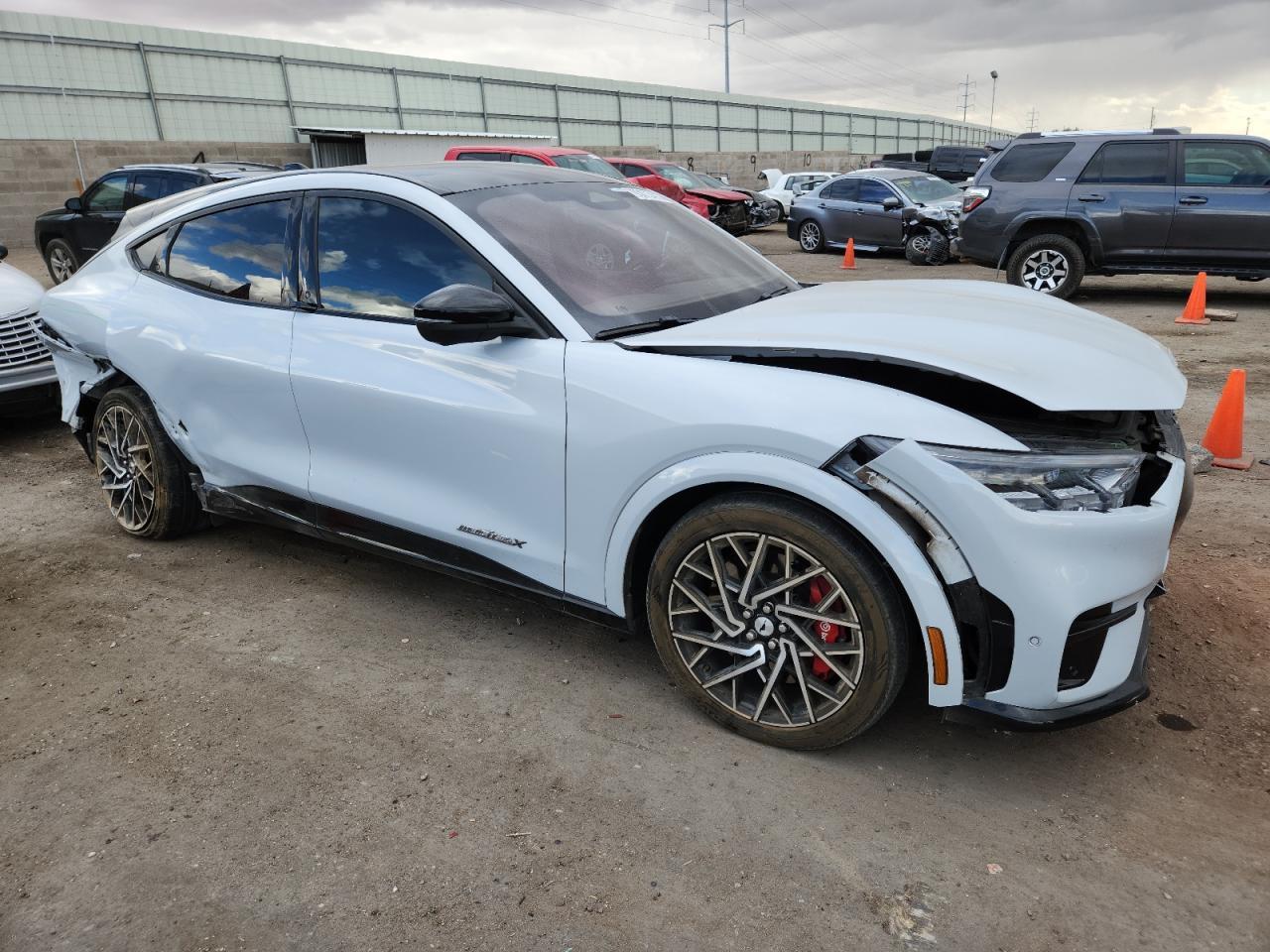 2022 Ford Mustang Mach-e gt