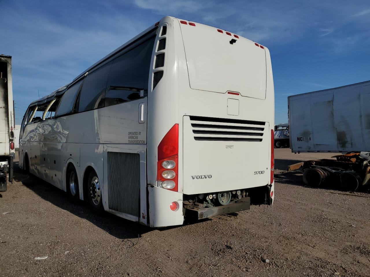 2017 Volv 9700