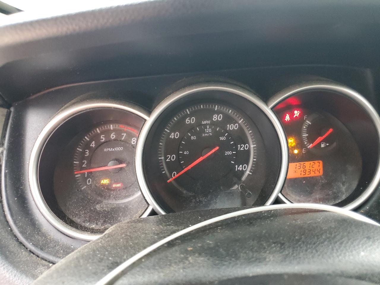 2012 Nissan Versa s