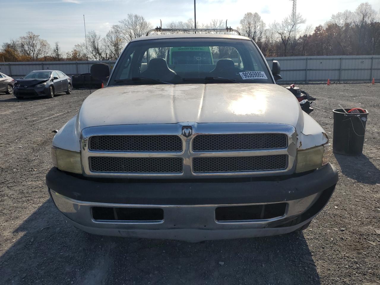 2000 Dodge 2000 RAM 2500 Utility / Service Truck