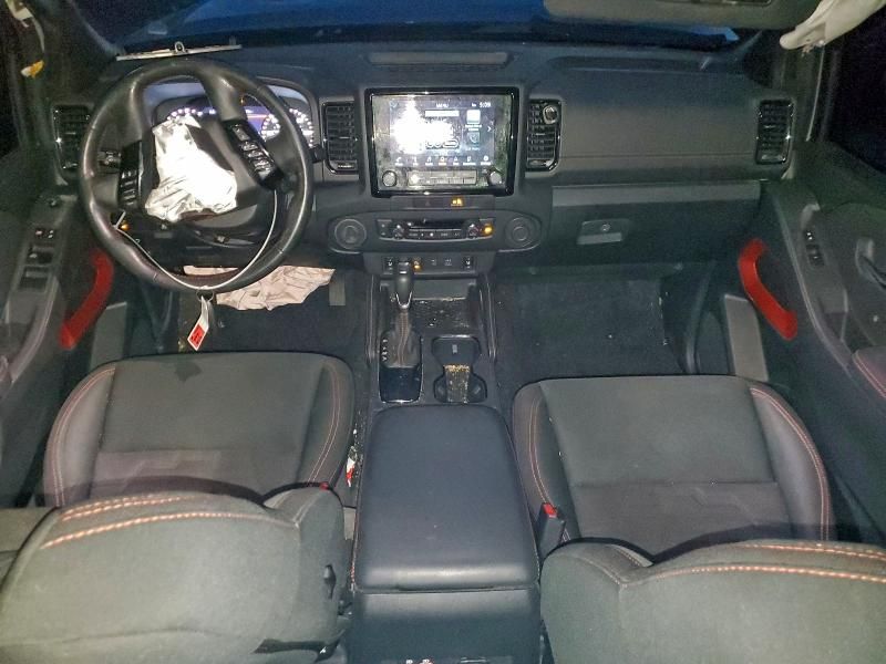 2022 Nissan Frontier s