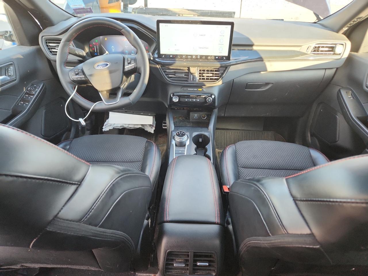 2023 Ford Escape st Line