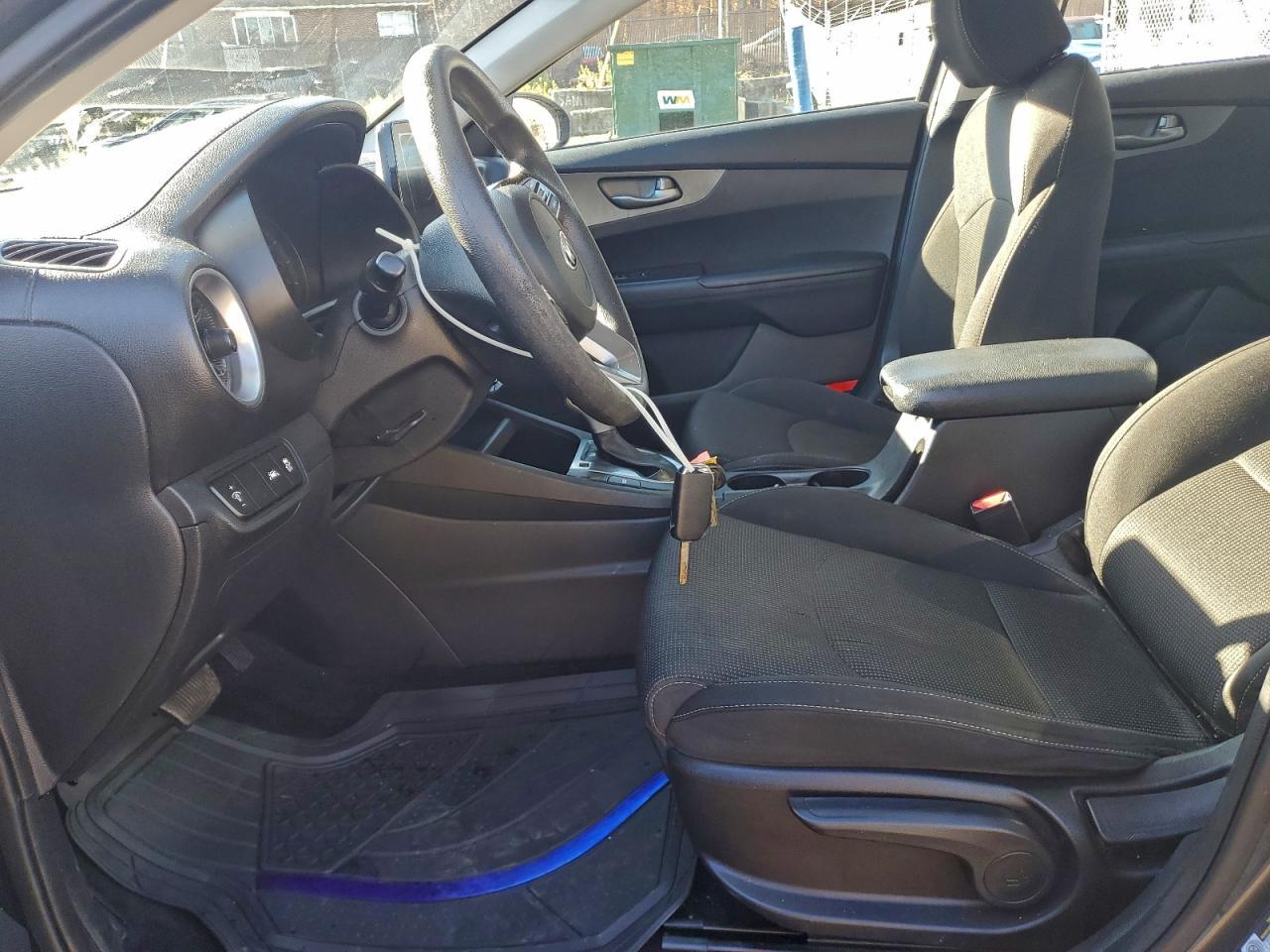 2021 KIA Forte fe