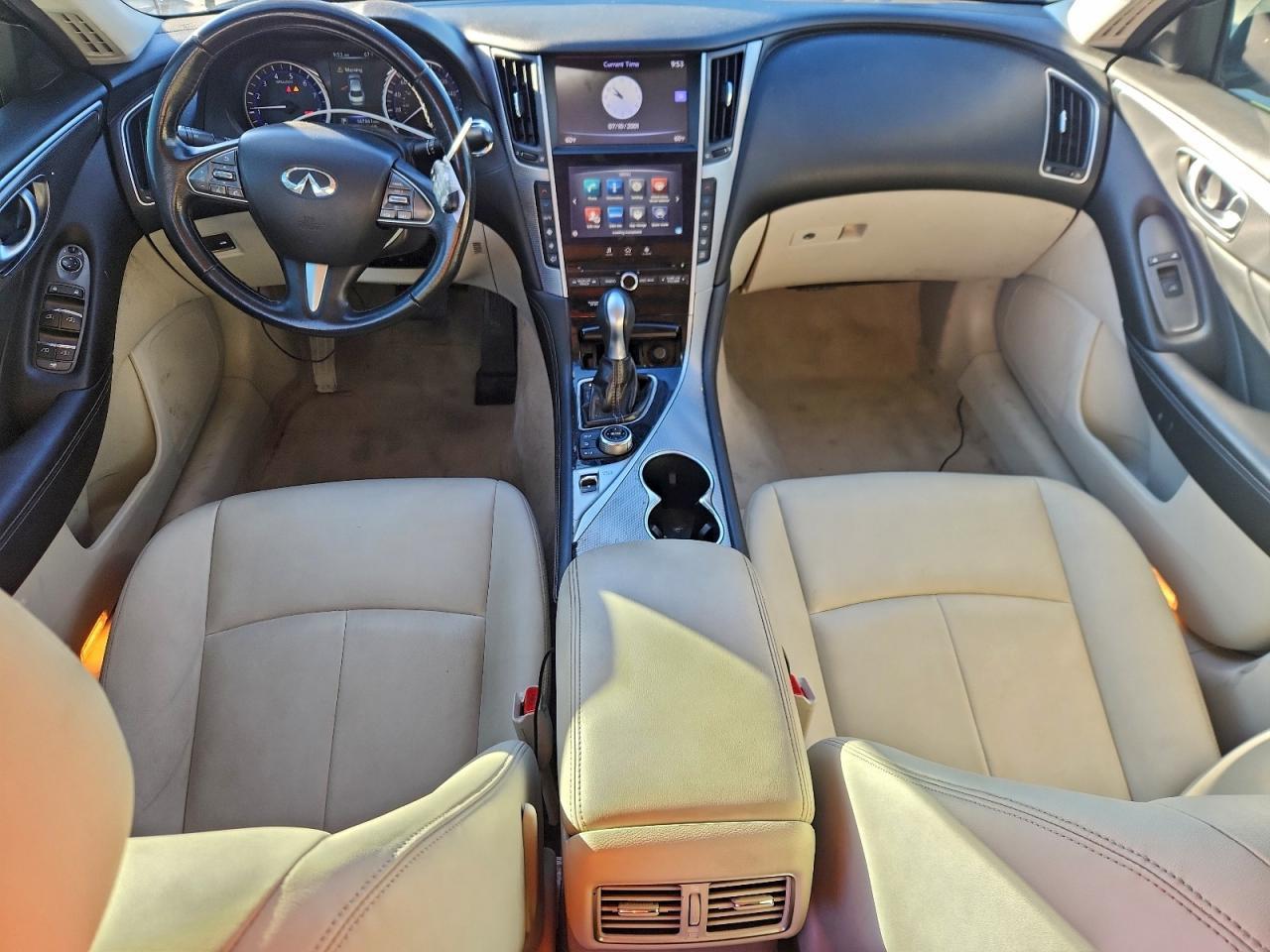 2015 Infiniti Q50 Base