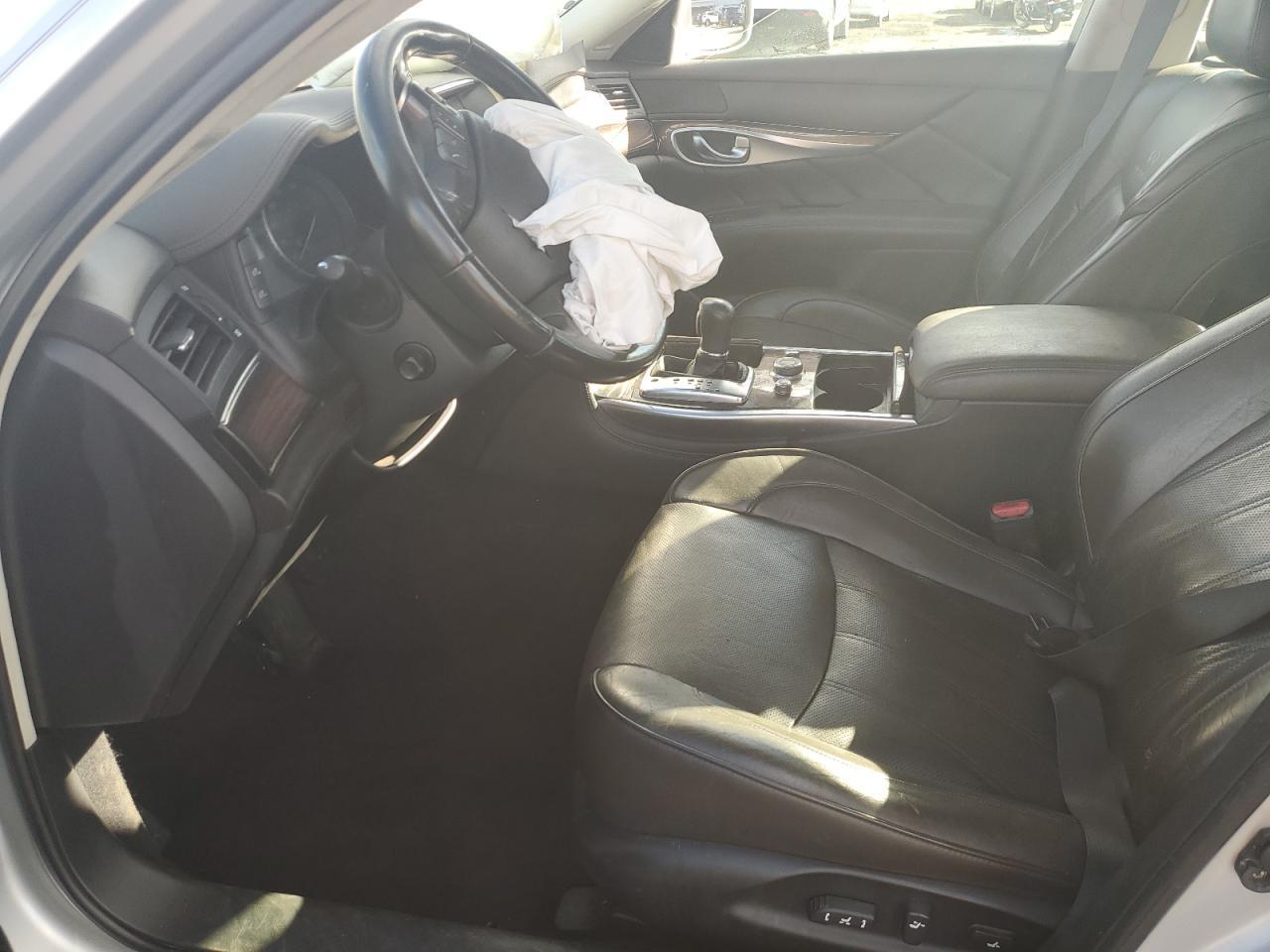2011 Infiniti M37 x