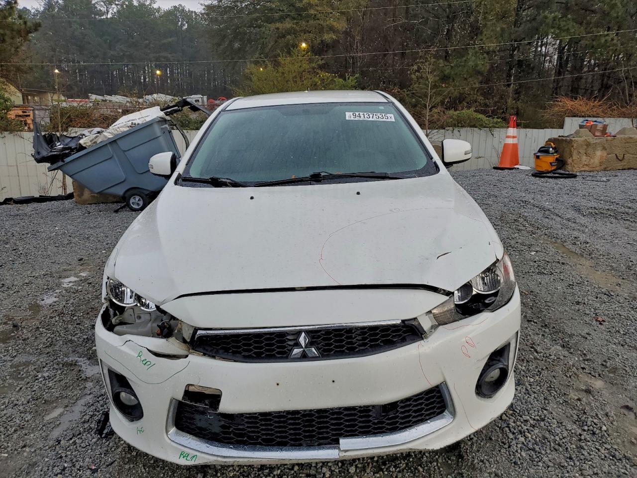 2016 Mitsubishi Lancer es