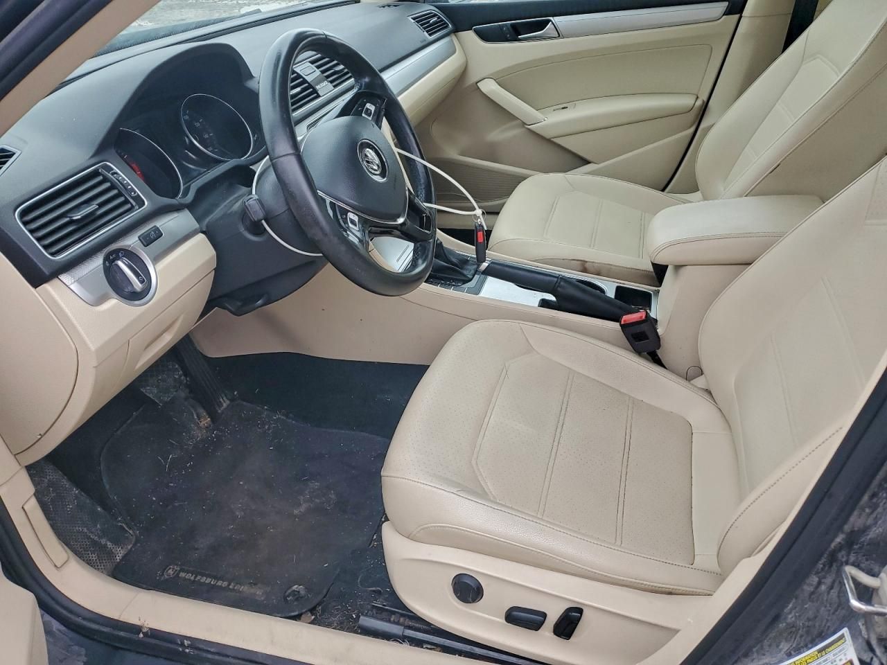 2019 Volkswagen Passat Wolfsburg