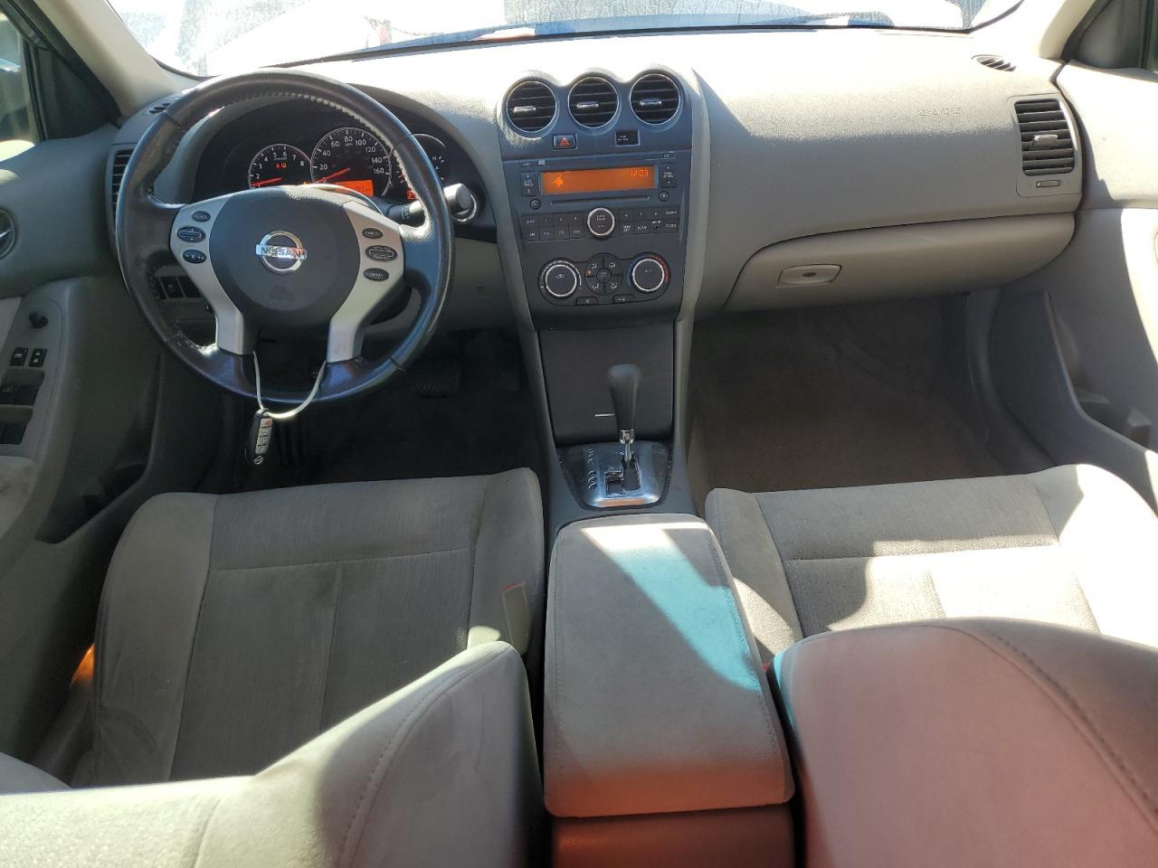 2011 Nissan Altima Base