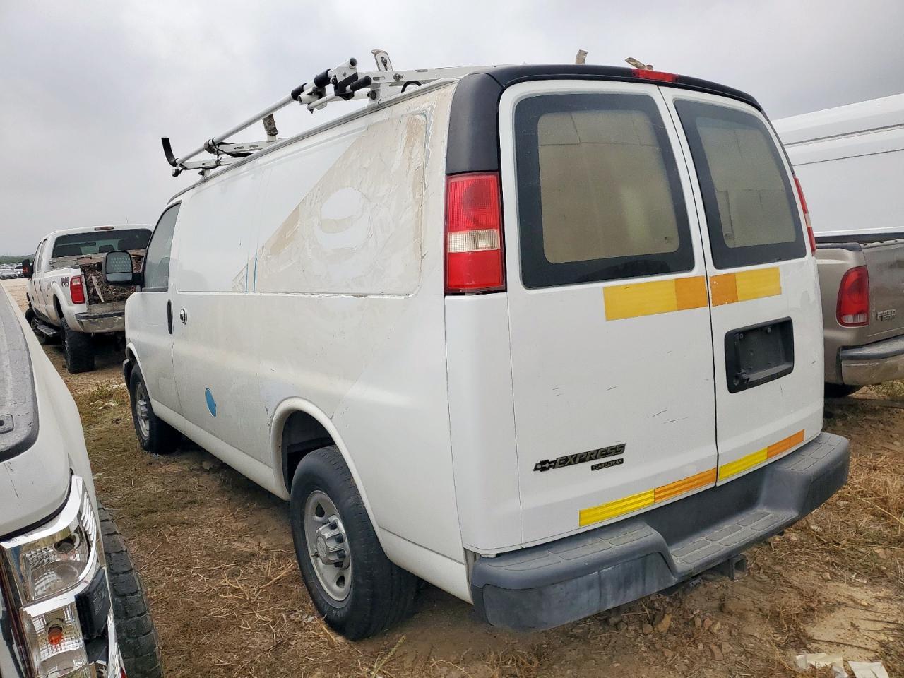 2016 Chevrolet Express G2500