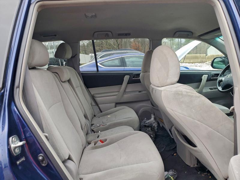2011 Toyota Highlander Base