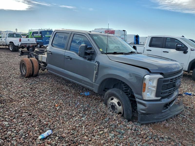 2024 Ford F350 Super Dutiy Truck cab and Chassis