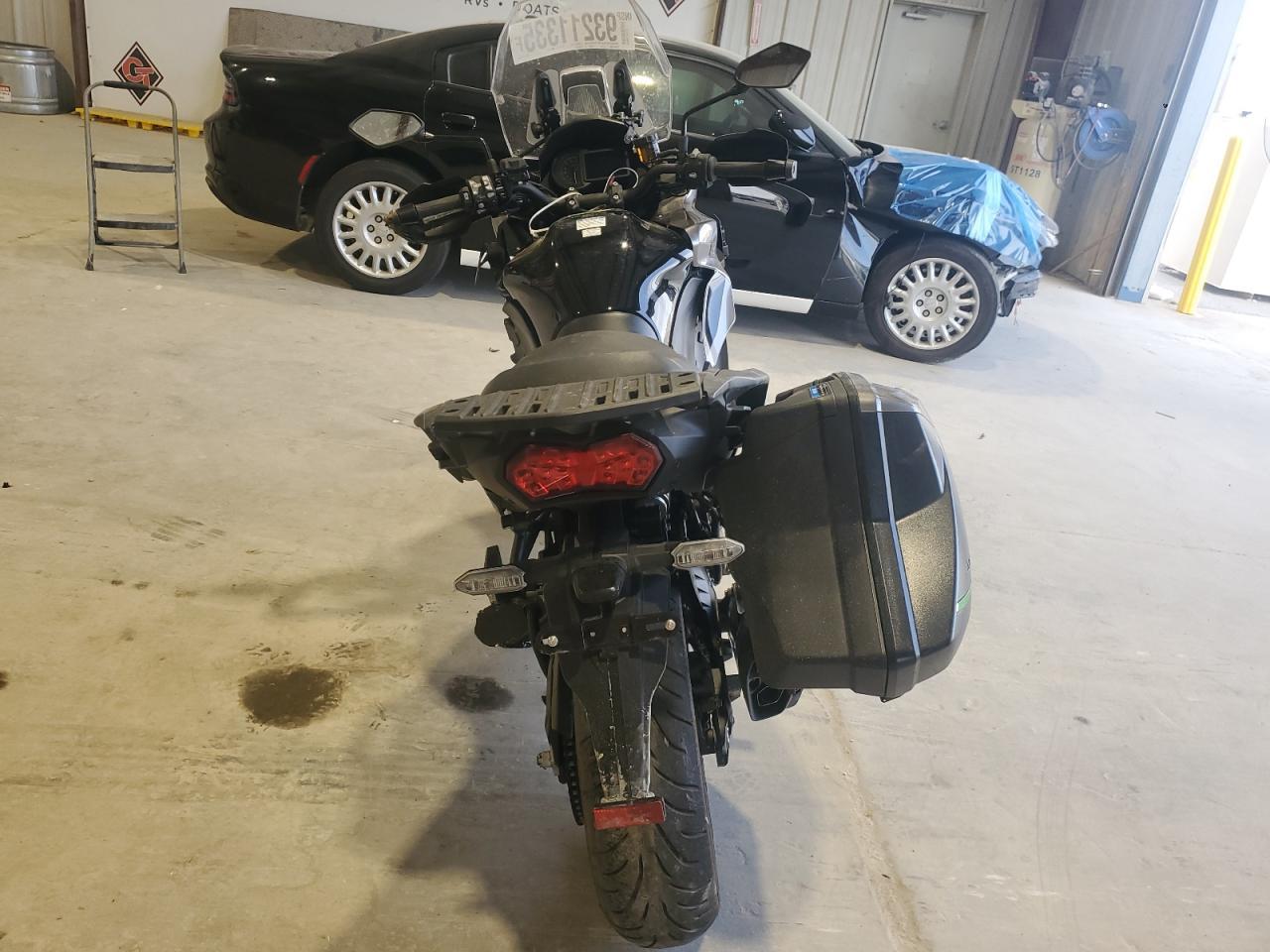 2025 Kawasaki LZ1100 C