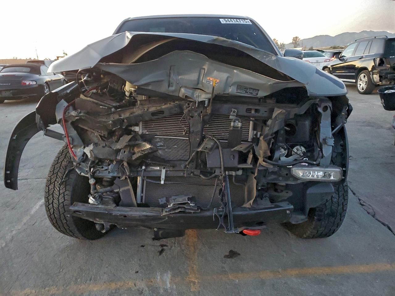 2022 Nissan Frontier s