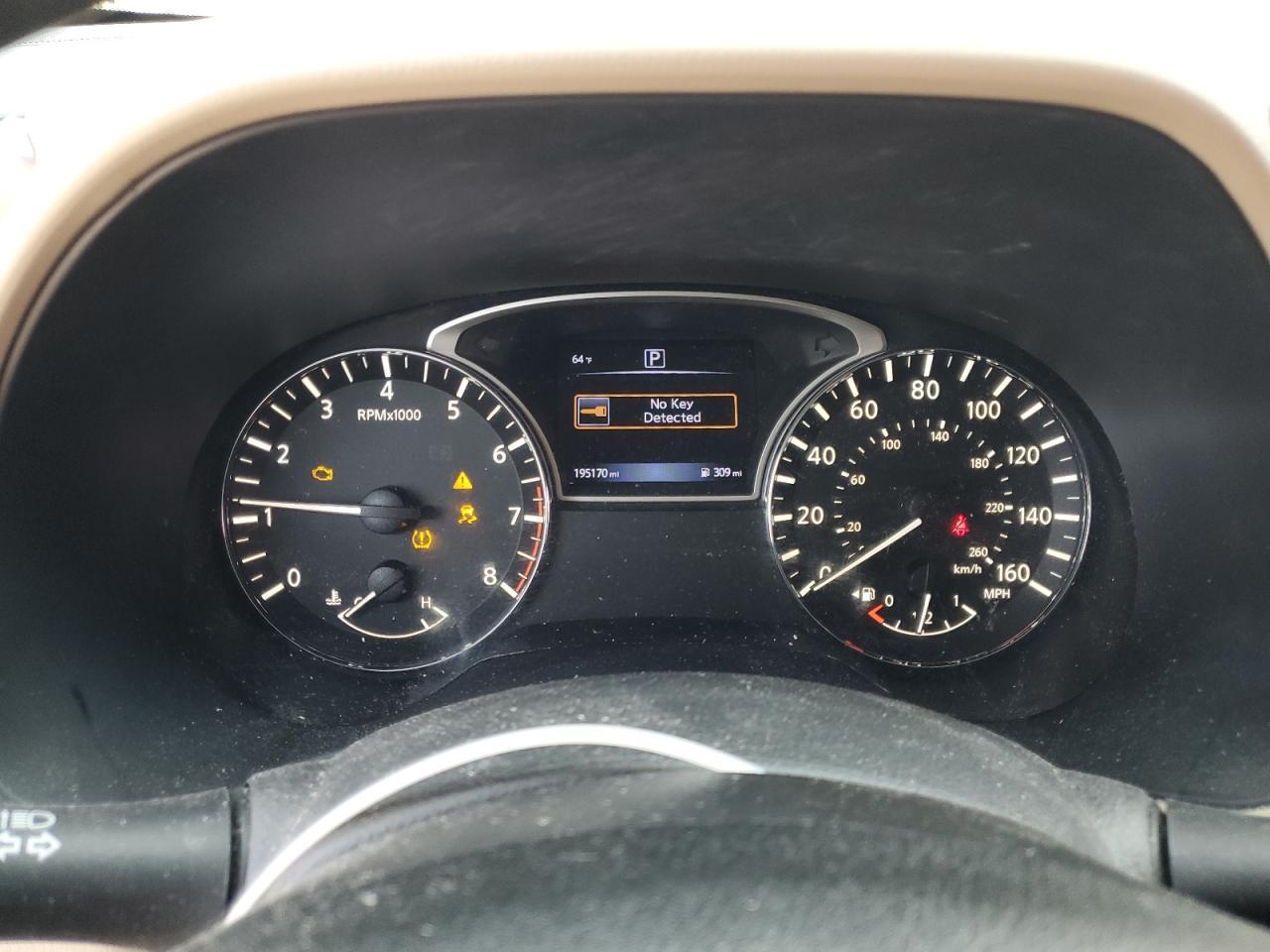 2017 Nissan Pathfinder s