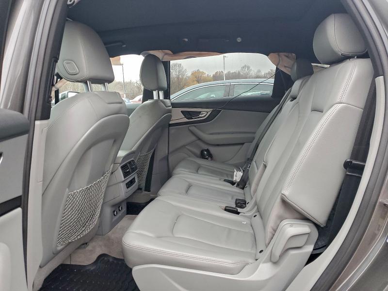 2019 Audi Q7 Premium Plus