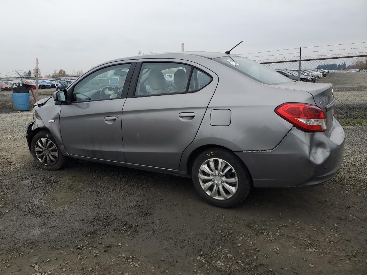 2017 Mitsubishi Mirage G4 es