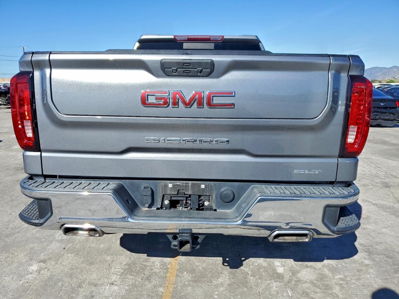 2021 GMC Sierra K1500 slt