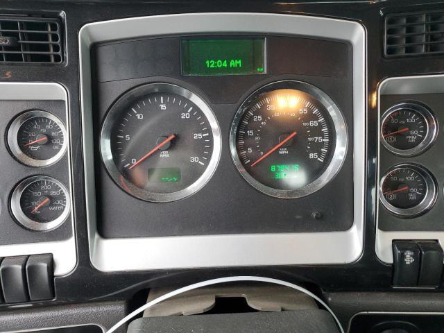 2013 Kenworth T660 Semi Truck