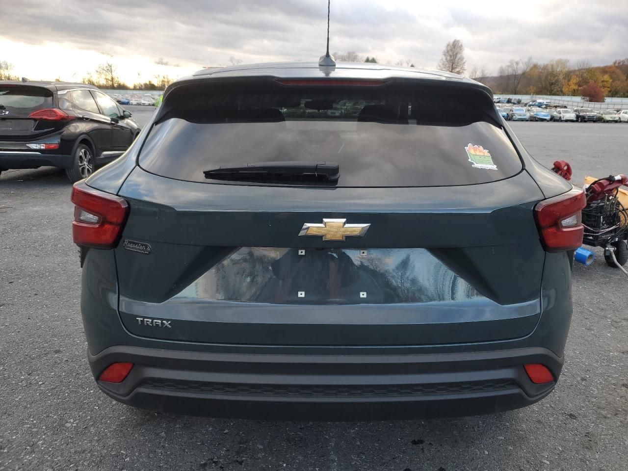 2025 Chevrolet Trax ls